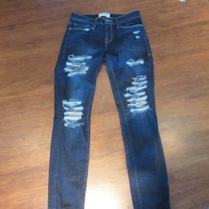 Frame Distressed Le Skinny de Jeanne Jeans Size 26